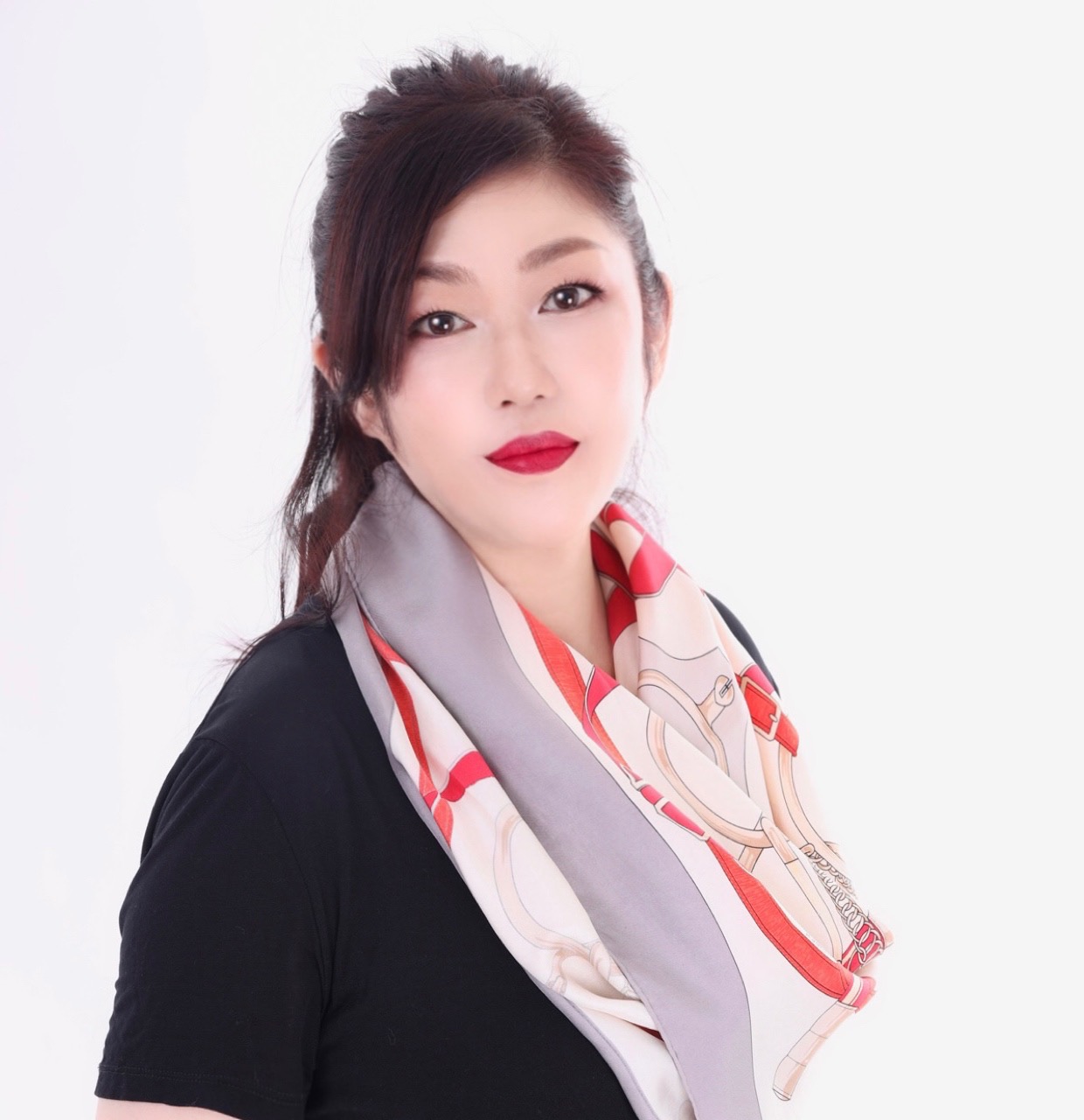 占導師 石川うみ